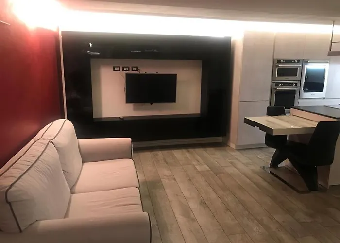 Eliver\'S House
